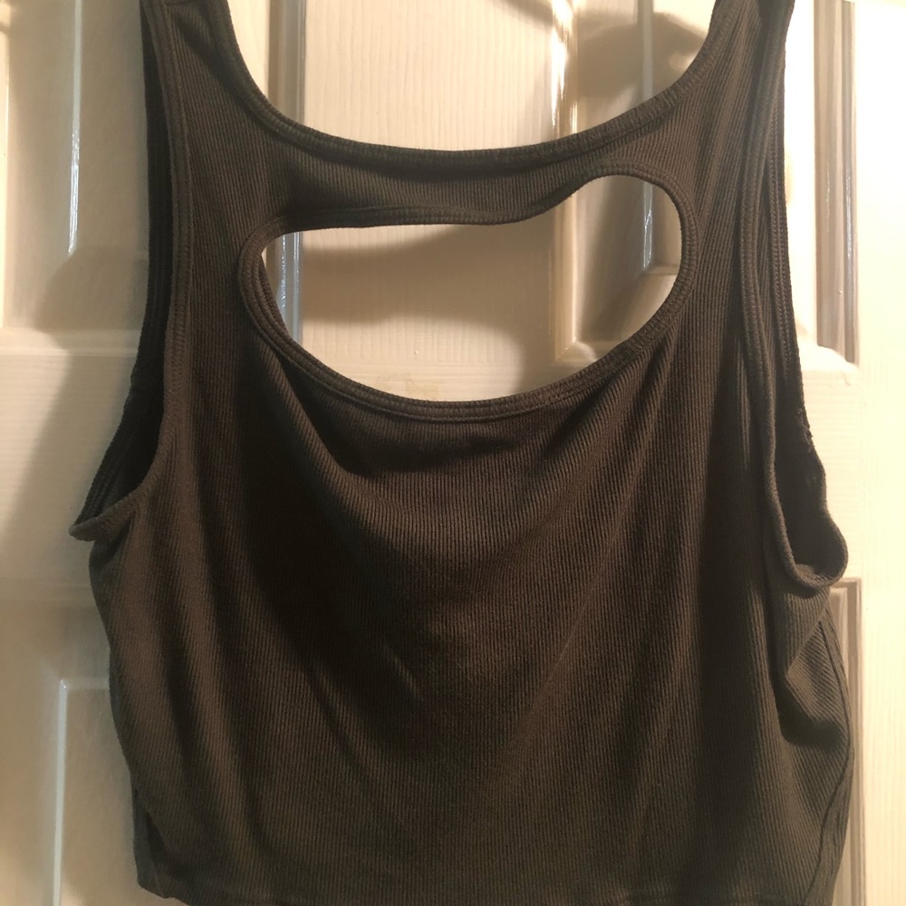 Lululemon crop top, hunter dark green, size 10 worn once
